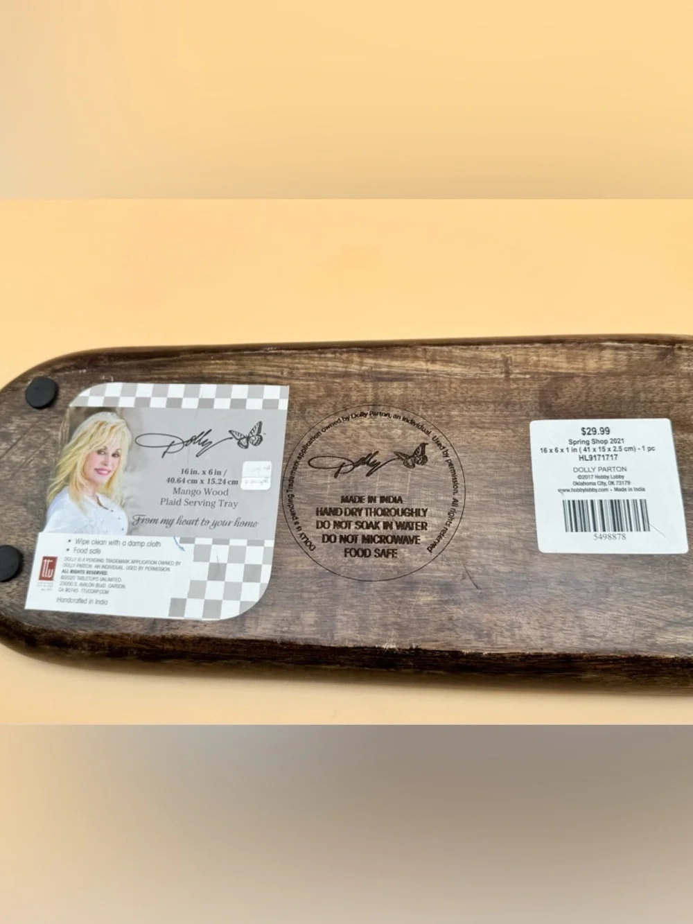 Dolly Parton Plaid Ceramic Dish with Dark Wood Tray - White, Green, Yellow